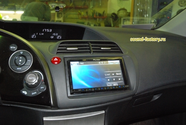 :   Honda Civic 5D